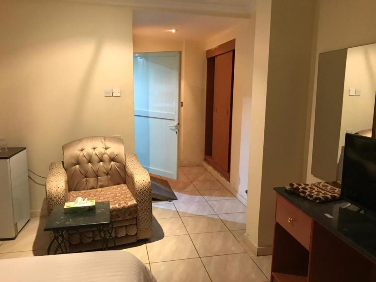 Al Aziziyah Hotel And Suites Khamis Mushait Exteriér fotografie