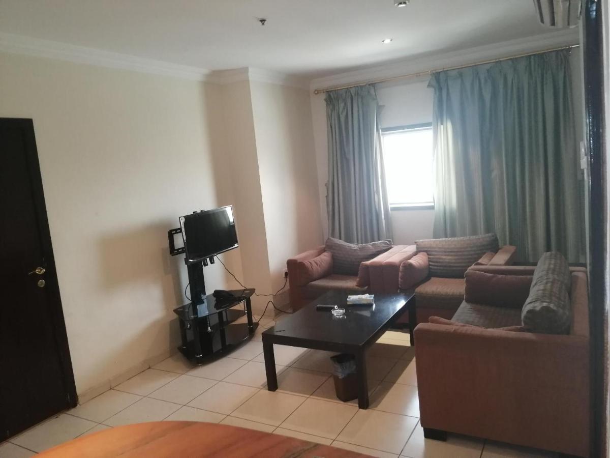 Al Aziziyah Hotel And Suites Khamis Mushait Exteriér fotografie